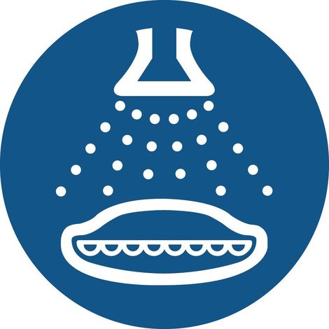Cartelli di obbligo ISO 7010 "Attivare l'impianto antincendio ad acqua nebulizzata nella procedura di lancio in mare " - M043 - Numero Pezzi: 10 pezzi - Misura: 50mm x 50mm