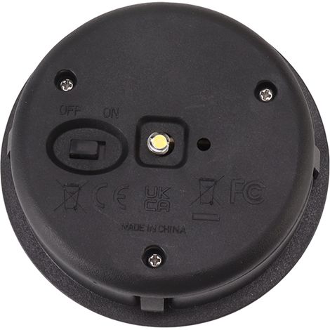 IP44 wasserdichte LED-Solarlaterne, dekorative Hängelaterne in silberner Polygonform, für den Außenbereich. (1/5)