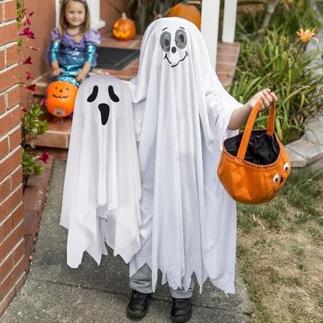 2 pcs Lanterne Halloween Prise De Main À Suspendre Decoration Halloween Avec LED Lumière Pour Exterieur Jar LAMPION DE DECO DE FETE (1/4)