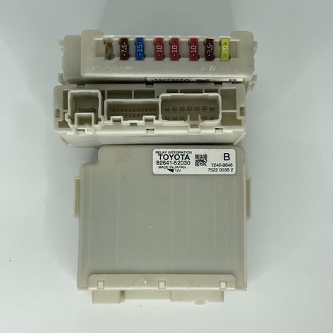 Boîte to fusibthe Toyota importée 82641-52030, boîte to fusibthe 7240-9648