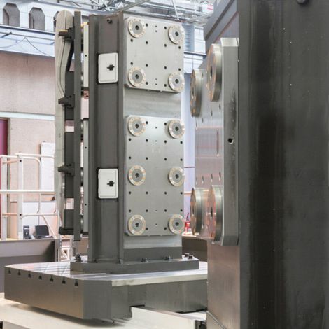 AMF Schließblech 147NI für Kastenstärke 40 mm, 172 x 33 x 3 mm, Edelstahl (1/3)