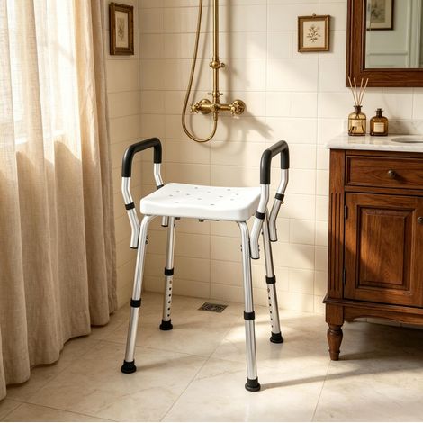 Silla de ducha 52x45x57-69 cm de aluminio y HDPE blanca ajustable – MEUBLIV (1/5)