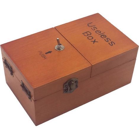 Une boîte inutile pleine de surprises - Boîte inutile en bois couleur bois foncé (1/5)