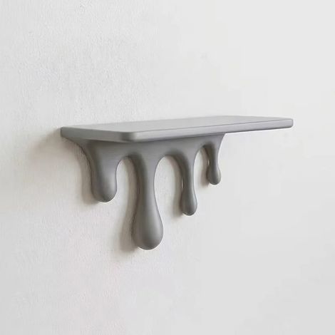 Étagère murale flottante imprimée en 3D (grise), en plastique fondu, de forme irrégulière, idéale pour présenter des plantes artistiques dans un salon. (1/5)