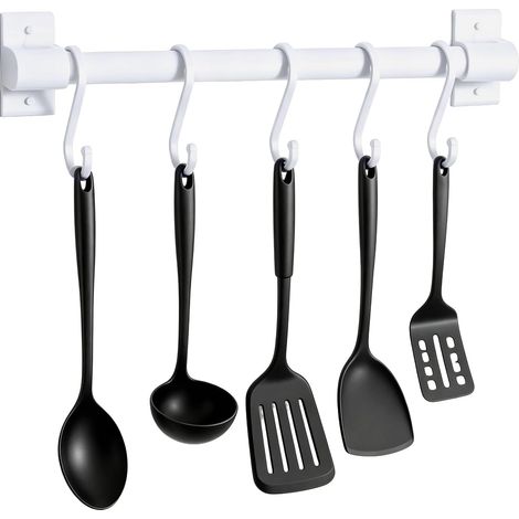 Soporte para utensilios de cocina, estante de pared con 5 ganchos, barra para colgar sin necesidad de taladrar, ideal para cocina y baño, para cucharas, sartenes, ollas y accesorios (blanco). (1/5)