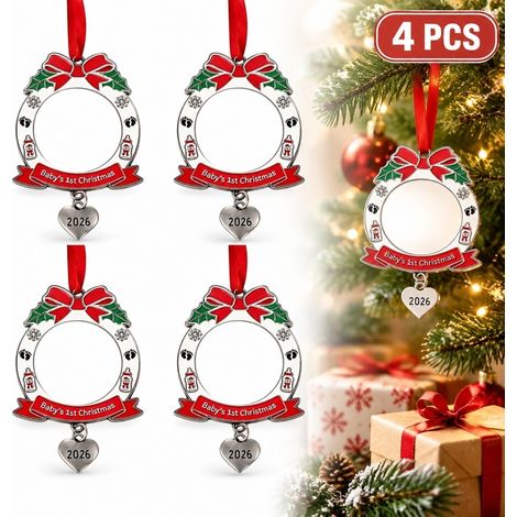 4 ornements cadres photos de Premier Noël, penderies souvenirs en forme de couronne de houx avec étiquette cœur et ruban (1/5)