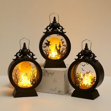 QAZQA 3 Pièces Lanterne à bougie LED d'Halloween, Lampe à huile LED Halloween décorative, Citrouille Main fantôme Château Halloween Lanterne suspendue en plastique d'extérieur pour Décor de fête (1/5)