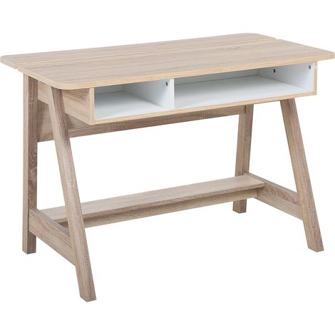 Bureau Couleur Bois Clair 110 x 60 cm avec Espaces de Rangement Ouverts et Cachés avec une Touche Scandinave pour Intérieur Moderne Beliani (1/5)