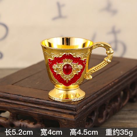 Verre à vin de style européen (doré et rouge) - Service complet pour restaurant, idéal pour le baijiu (alcool chinois) - Fabrication artisanale en métal