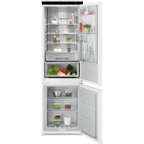AEG Frigorifero Combinato Multiflow (Metal) Classe D TC7MS181DS. Capacità netta totale: 249 L. Cerniera porta: Destra. Classe climatica: SN-ST, Emissione acustica: 34 dB. Capacità netta frigorifero...