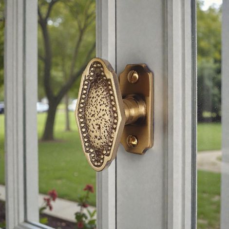 Ouvre&Déco – Poignée de fenêtre crémone Chenonceau – Laiton doré patiné – Entraxes 43 mm – Forme ergonomique pour confort d'utilisation
