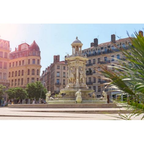 Tableau sur toile place des Jacobins Lyon 65x97 cm - Impression sur Toile Murale Décorative - Image imprimée en HD sur Toile - Toile sur Châssis en Bois FSC - Fabriqué en France (1/4)