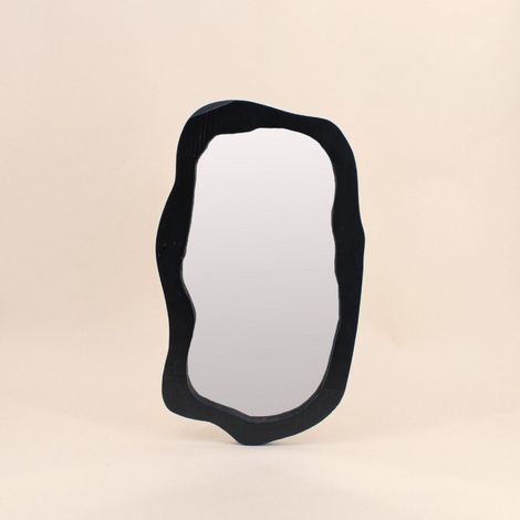 Miroir organique contour bois noir 50x30cm