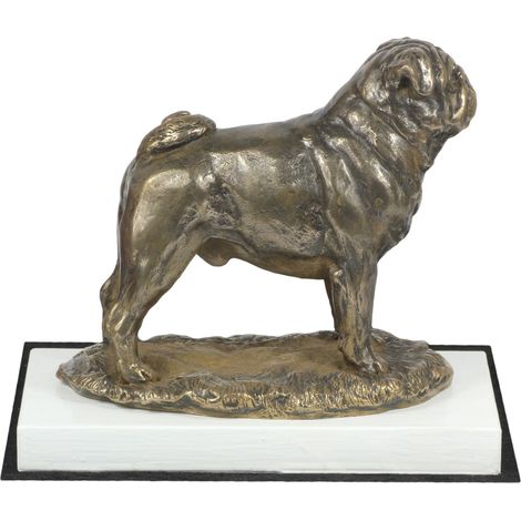 Mops, Pug, Carlin: estatuilla de perro, figura sobre una base blanca, trofeo para una exposición canina de Art-Dog. (1/5)