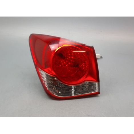 [PRODUIT D'OCCASION] Feu Arriere Gauche  CHEVROLET Cruze Berl. 2009-... ♻️ Ref Oe. 95393941 - Garantie à vie (1/2)