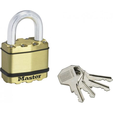 MASTER LOCK Cadenas Très Haute Sécurité [A Clé] [Acier Laminé + Finition Laiton] [Extérieur] M5BEURD - Idéal pour les remises, les garages, les clôtures et les portails (1/4)
