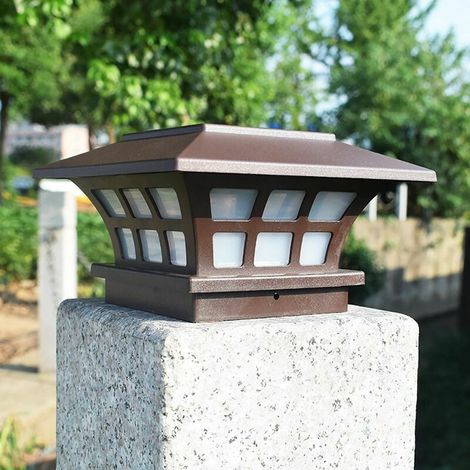 Lampe solaire décorative imperméable de dessus de poteau de lampe extérieure de jardin (1/5)