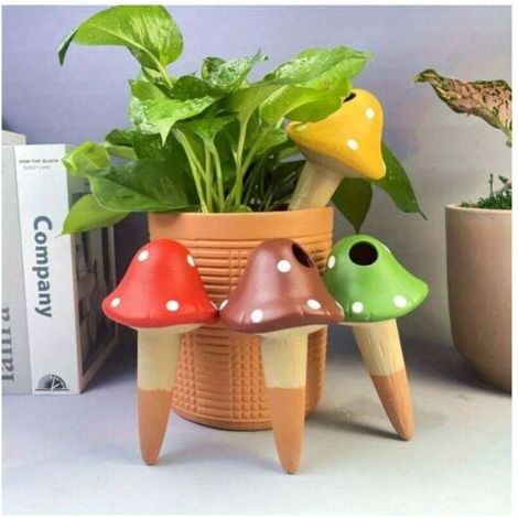 QORVA-Pointes d'arrosage en argile, 4 pièces, motif champignon coloré, système d'irrigation automatique, terre rouge, entretien des plantes de jardin, outils d'arrosage de pelouse, jardinage facile, (1/4)