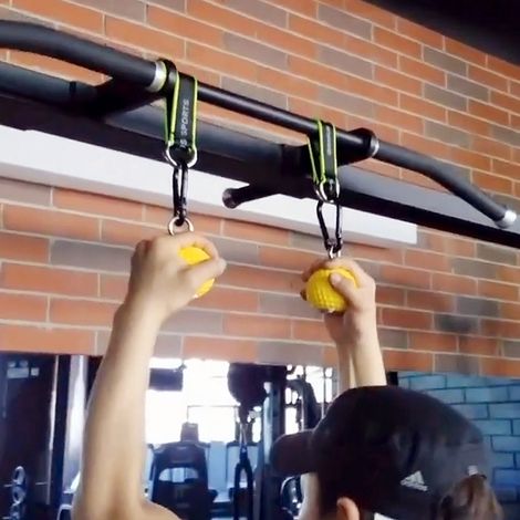 Poignées de musculation antidérapantes pour tractions et exercices kettlebell - Renforcez votre préhension (1/5)