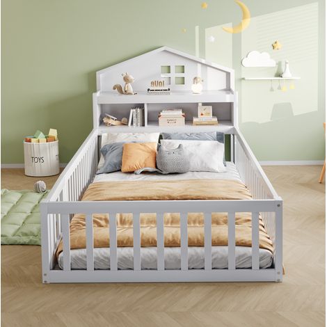 Kinderbett Hausbett aus Massivholz Weiß 90x200 cm mit Kopfteilregalen, Kreidetafel, Schutzgitter, Tür und Lattenrost