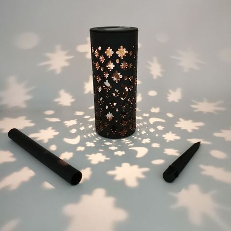 Lanterne solaire découpe étoile et lune – Piquet au sol ajouré – Effet lumière tamisée poétique,6 pièces (1/5)