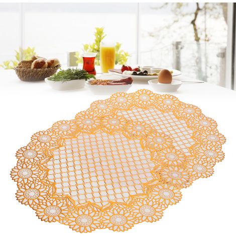 Sous‑plat pour table PVC 38x38 cm Gold 2 pièces, Design perforé et durable pour décoration de mariage et fêtes (1/5)