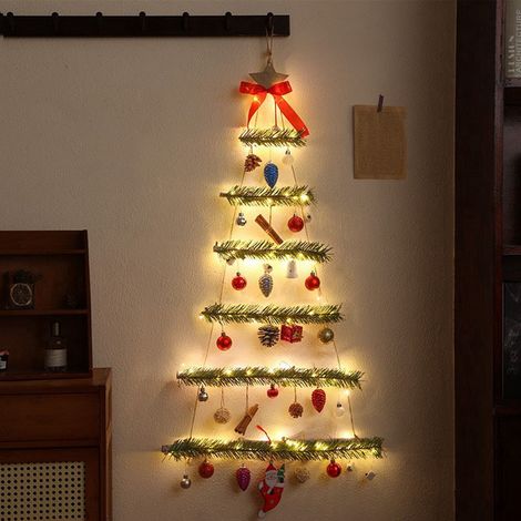 Arbre De Noël Murale - Décoration Murale Festive En Bois Naturel Avec Pommes De Pin Et Pendentifs En Rotin - Blanc - 1 Pièce (1/5)