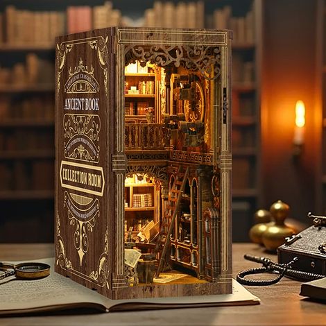 Bücherregal aus Holz mit 3D-Miniaturhaus, dekoratives Vintage-Bausatzmodell, kreative Geschenkidee für Bücherliebhaber.