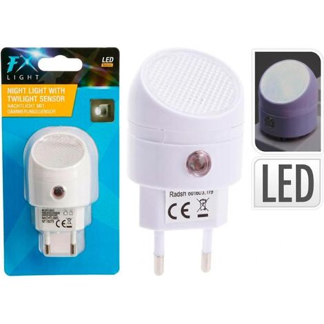 FX LIGHT luz nocturna sensor , Luz nocturna con sensor LED, una lámpara enchufable automática diseñada para proporcionar iluminación suave y segura durante la noche en el hogar.

C