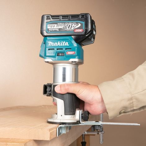 Routeur sans fil Makita RT001GZ13 40 V (sans batterie et chargeur)