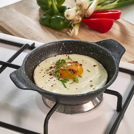 Poêlon à oeufs (1/3)