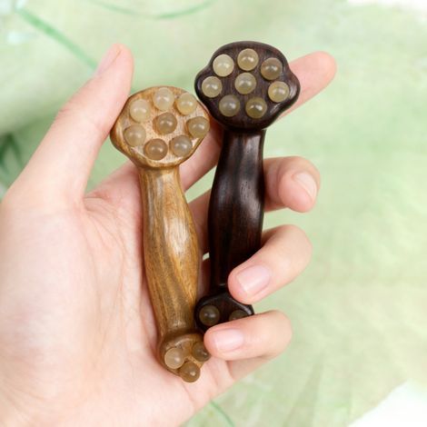 bâtonnets de massage pour le visage et le cou. Appareil de massage ergonomique pour le visage. Bâton de massage facial pour le soin de la peau. Réduit les tensions et les ridules. Favorise la circulat (1/5)