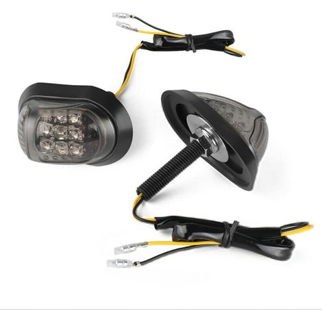 Clignotants LED Universels pour Moto, Scooter, Voiture de Rue Montage Encastré Modification de Lumière (1/5)