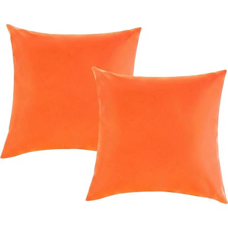 Quadratische Kissenbezüge – 2er-Set – Wasserdichtes Polyester – UV- und wasserabweisend – Für Terrasse, Garten und Wohnzimmer – 45,7 x 45,7 cm, Orange (1/5)