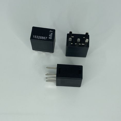 Relais automobile 12 V à 5 broches 15328867