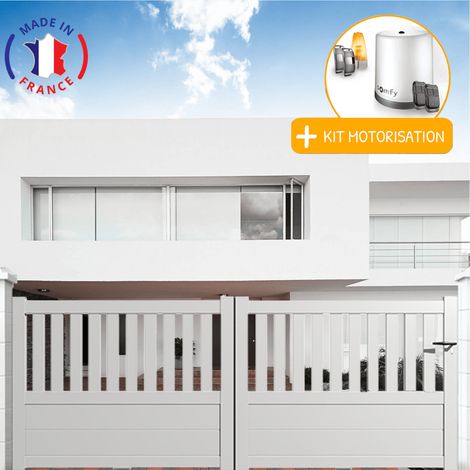 Portail aluminium coulissant semi-ajouré en kit + Motorisation dimensions L.3500 (entre piliers) X H.1300 mm Couleurs Blanc (RAL 9010) (1/2)