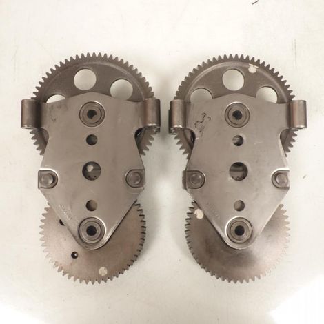 [GEBRAUCHT] [Gebrauchtprodukt] Verschiedene Motorenteile original für (1/2)