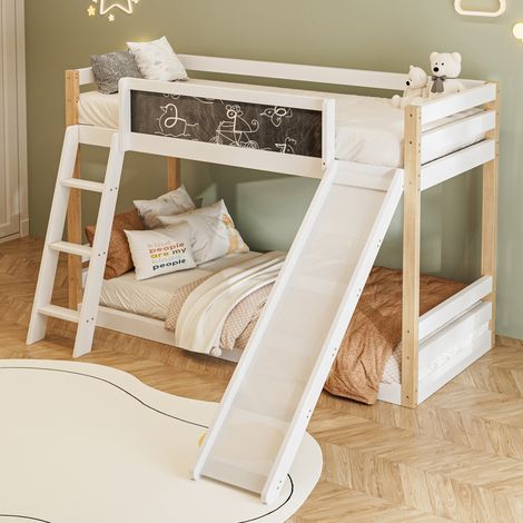 Letto a castello per bambini in legno bianco, 90x200 cm, con scaletta, scivolo e sponde di sicurezza. (1/5)