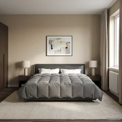 Couette d’hiver matelassée réversible en microfibre gris clair 200 x 220 cm - PANGIVO (1/5)