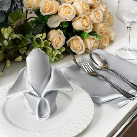 2er-Pack Satin-Tischservietten in Silbergrau, 43x43 cm – Luxuriöse Dekoration für Hochzeit und Hotel