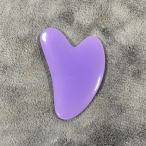(Purple C) 1 Planche de massage facial Gua Sha en résine en forme de cœur, outil de massage SPA (1/5)