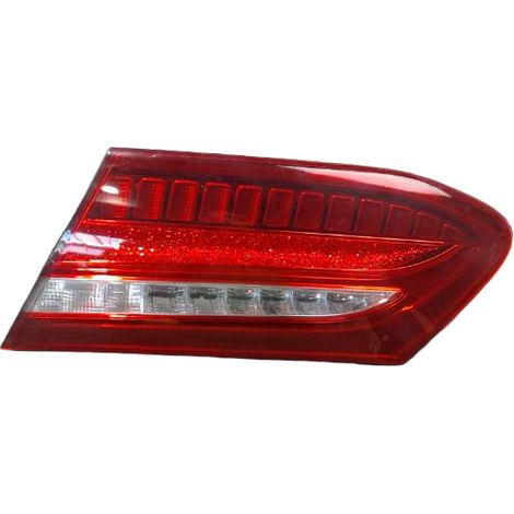 [PRODUIT D'OCCASION] Feu Arriere Interieur Droit MERCEDES Classe E 2006- ♻️ Ref Oe. 2389067201 - Garantie à vie (1/3)