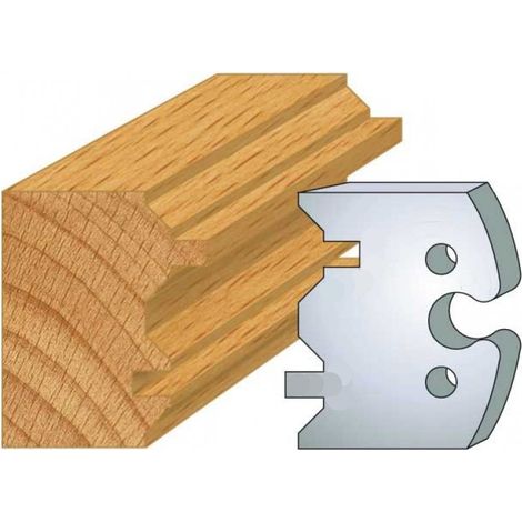 JEU DE 2 FERS PROFILES ACIER HT.50MM N°239