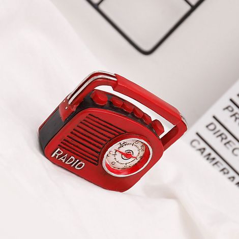 Vintage Miniatur-Telefon im europäischen Retro-Stil, kreative Harzdekoration für Wohnzimmer, Sideboard, Barschrank, Kamera, Radio, antikes Ornament-Set (1/3)