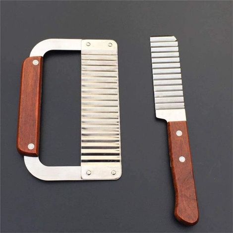 Déchiqueteuse Anti-Rides,Couteau ondulé avec Manche en Bois,Coupe-Salade en Acier Inoxydable,utilisé pour Couper Les légumes,Les Frites,Les salades,est Un Outil de Cuisine Pratique (Pack de 2) (1/5)