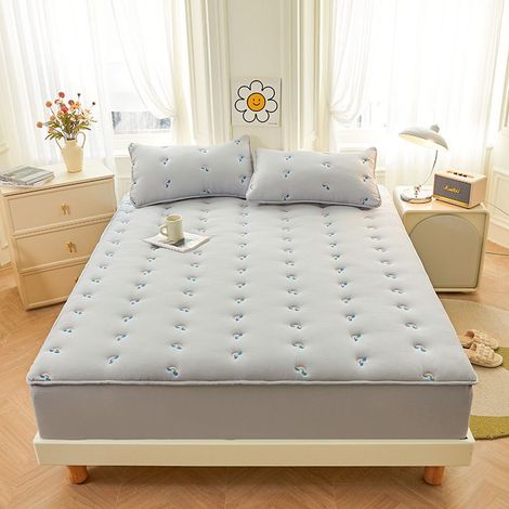 Ensemble de trois pièces de drap-housse matelassé en coton lavé teint en fil de coton brodé, protège-matelas simple et double (1/2)