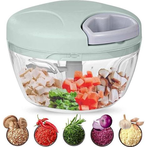 Manual Chopper, 500ml. Chop, slice, and mix vegetables, meat, nuts, and onions with its stainless steel blades for quick and easy cooking. (1/5)