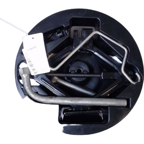 [PRODUIT D'OCCASION] Cric + Manivelle LANCIA Ypsilon 2003- ♻️ Ref Oe. 51905812 - Garantie à vie (1/2)