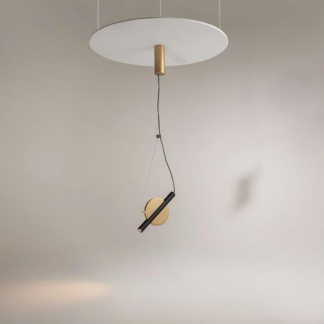 Suspension design graphique – disque doré et tube noir MONA (1/5)