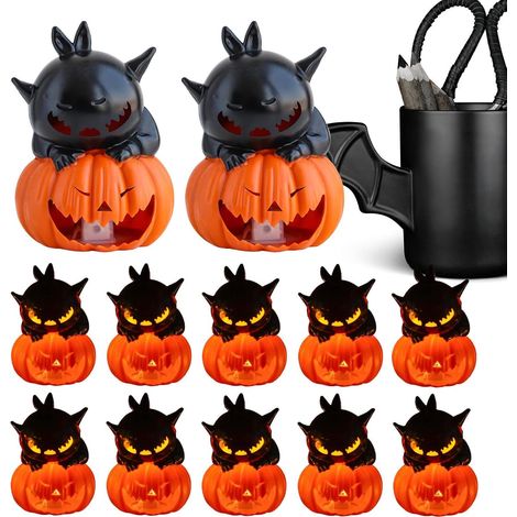 Bougies Halloween Sans Flamme  12 Pièces Bougies Halloween Vacillantes,Luminaire Vacillant À Piles Décor Pour Intérieur Extérieur Maison Chambre À Coucher Salon Pour Occasions Spéciales (1/5)